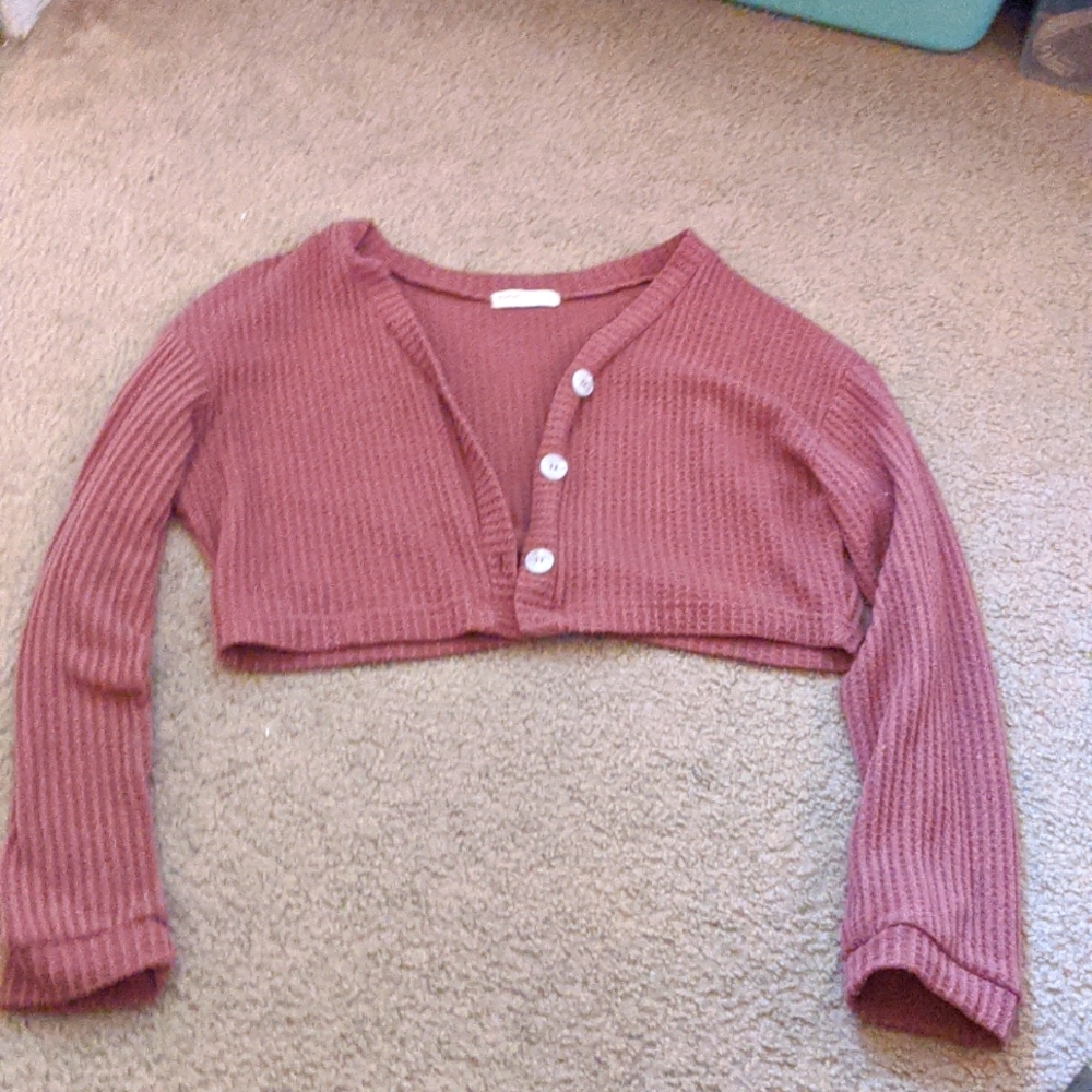 Size M. Pink cropped cardigan